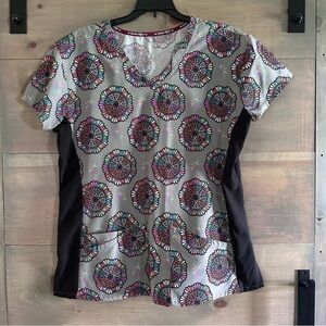 Women’s scrub top size Medium